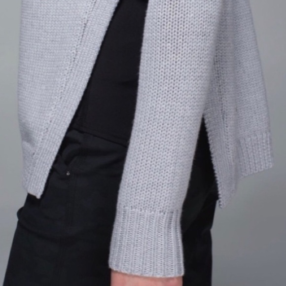 Lululemon Yin To You Crewneck Merino Wool Chunky Knit  Sweater Split Side - Picture 3 of 11